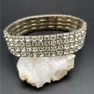 Marilyn glamor estate bracelet B234
